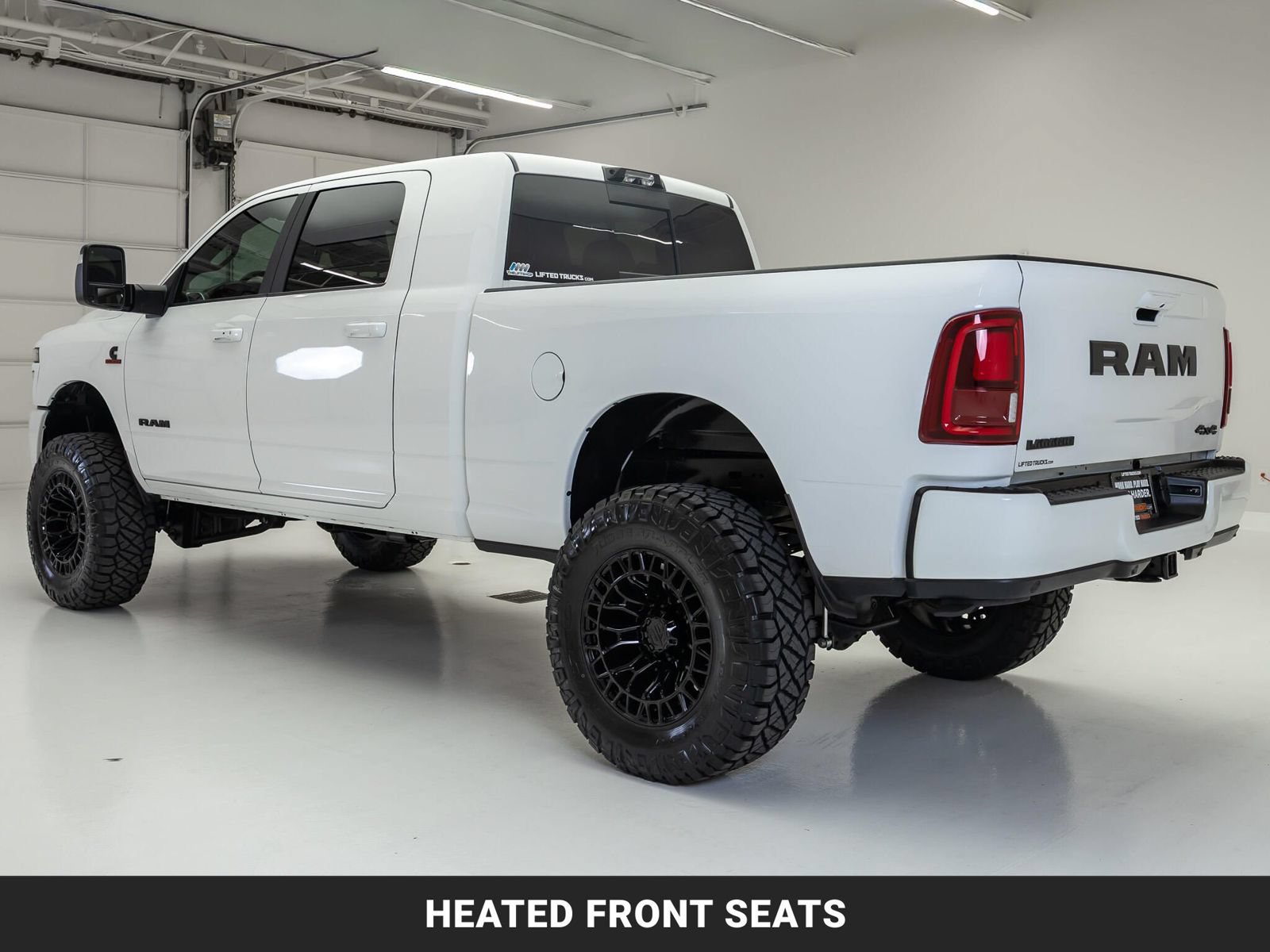 Used 2025 RAM 2500 Laramie w/ Night Edition AWD/4WD image 7