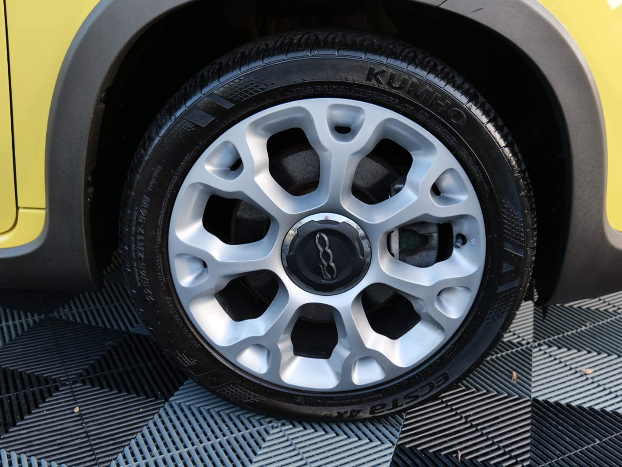 Used 2014 FIAT 500L Trekking w/ Popular Equipment Group image 84