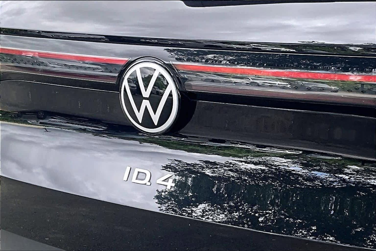 Used 2023 Volkswagen ID.4 Pro S RWD image 9