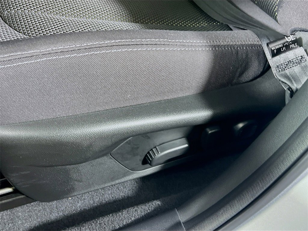 Used 2024 Subaru Crosstrek 2.0i Premium image 18