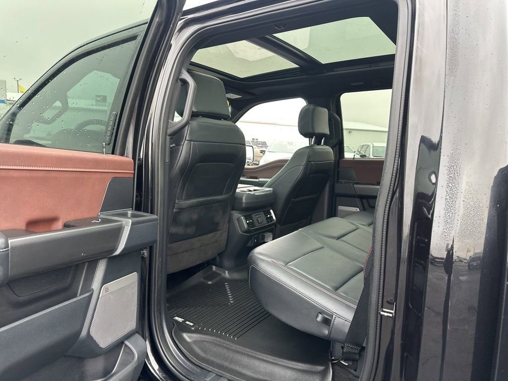 Used 2022 Ford F150 Lariat w/ Equipment Group 502A High image 23