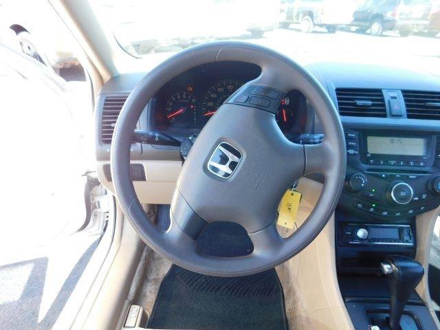 Used 2004 Honda Accord LX image 17