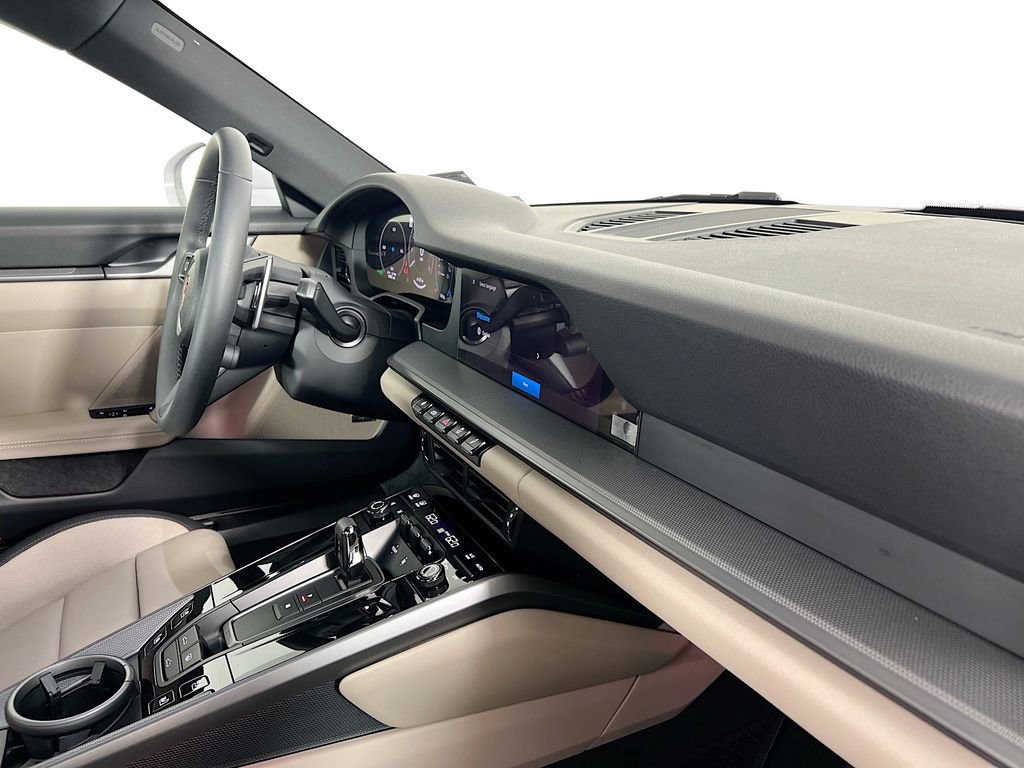 Certified 2025 Porsche 911 Carrera image 30