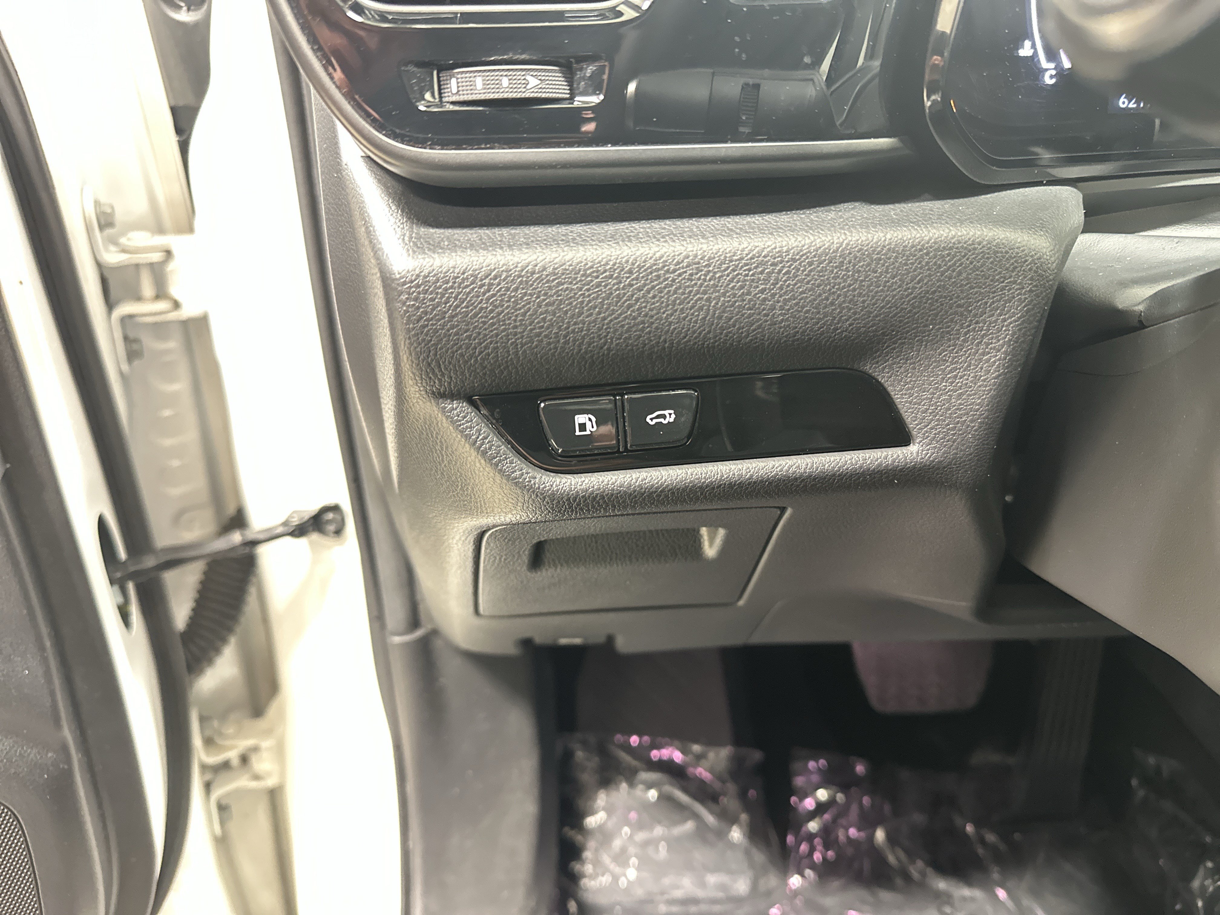Used 2024 Lexus NX 350h AWD w/ Vision Package image 37