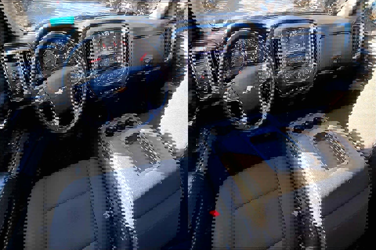 Used 2018 Chevrolet Silverado 1500 LT w/ All Star Edition image 13