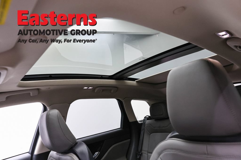 Used 2023 Lincoln Corsair Grand Touring w/ Equipment Group 301A AWD/4WD image 38
