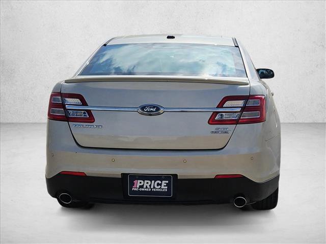Used 2018 Ford Taurus SEL w/ Equipment Group 201A image 6