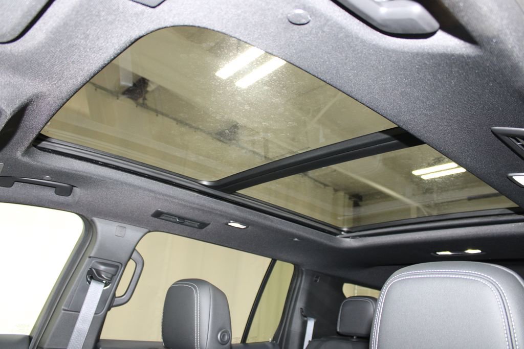 New 2026 Chevrolet Traverse LT w/ Sun and Wheel Package FWD image 55