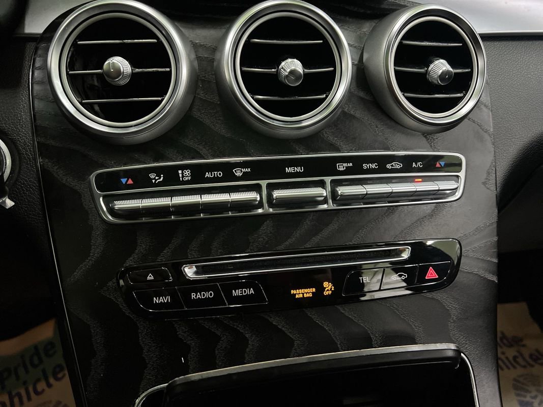 Used 2017 Mercedes-Benz GLC 300 4MATIC Coupe w/ Premium 2 Package image 25