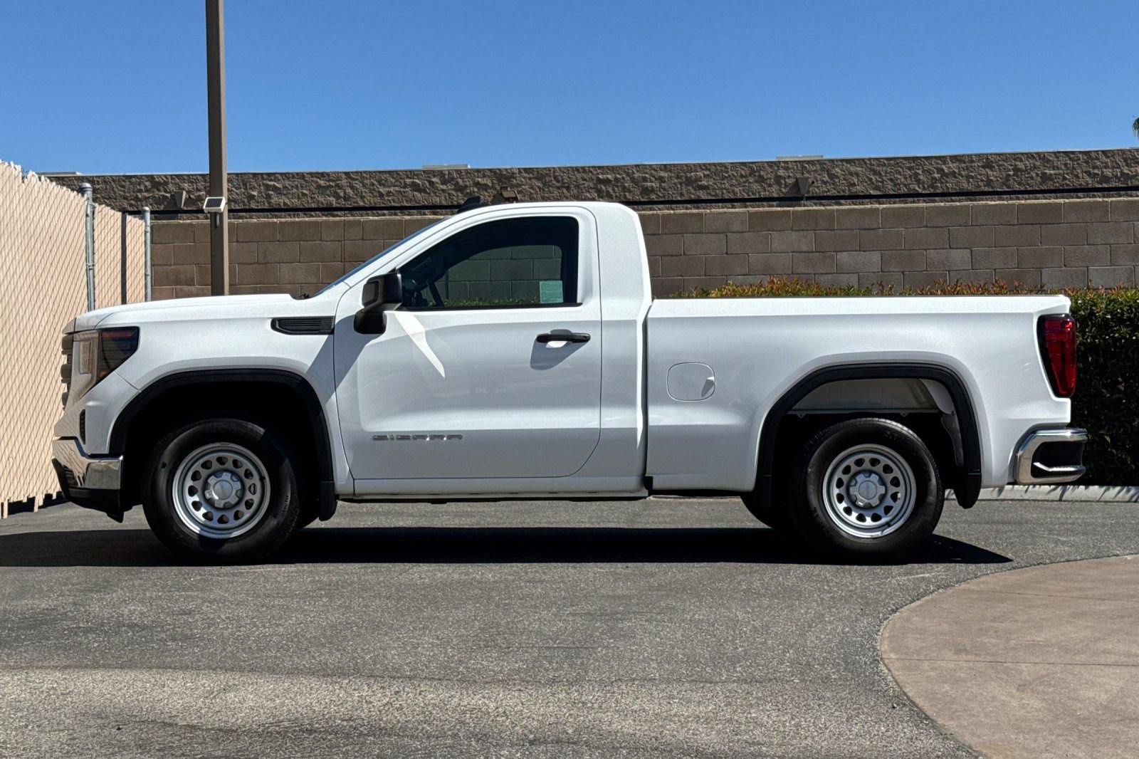 Certified 2024 GMC Sierra 1500 Pro RWD image 7