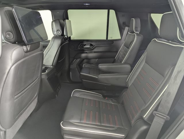 Used 2026 GMC Yukon AT4 Ultimate AWD/4WD image 16
