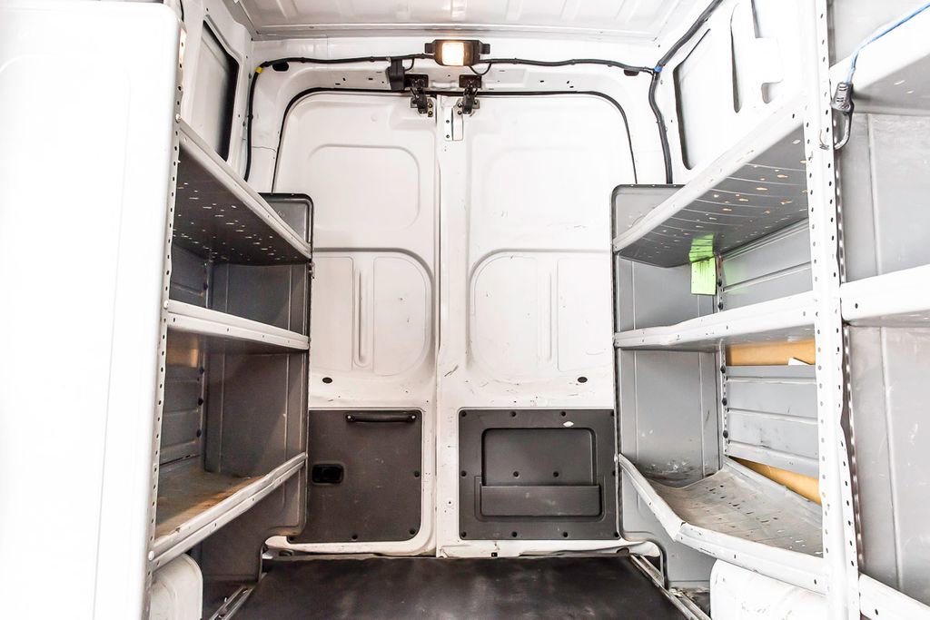 Used 2020 Nissan NV 2500 SV RWD image 33