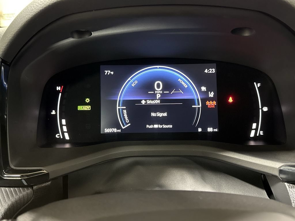 Used 2025 Toyota Camry Hybrid FWD image 12