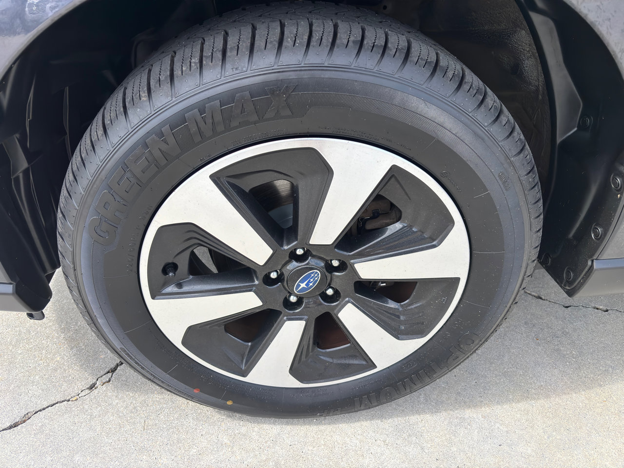 Used 2018 Subaru Forester 2.5i Limited image 11