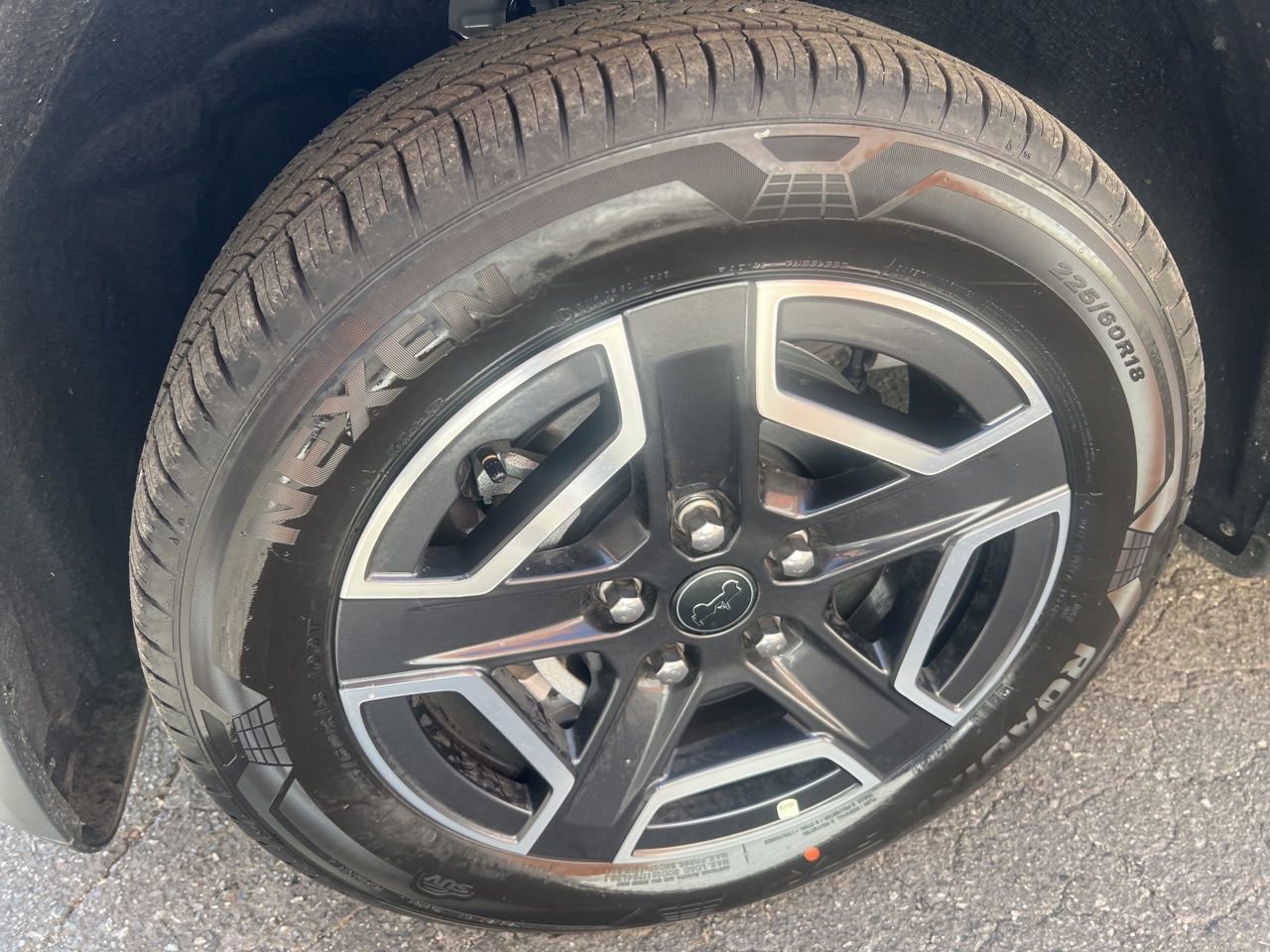 New 2026 Jeep Cherokee Laredo AWD/4WD image 9