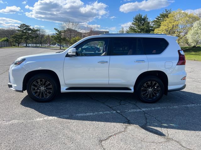 Used 2022 Lexus GX 460 Luxury w/ Sport Design Package AWD/4WD image 7