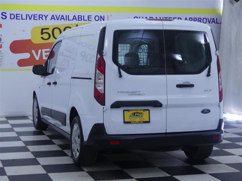Used 2023 Ford Transit Connect XLT image 4