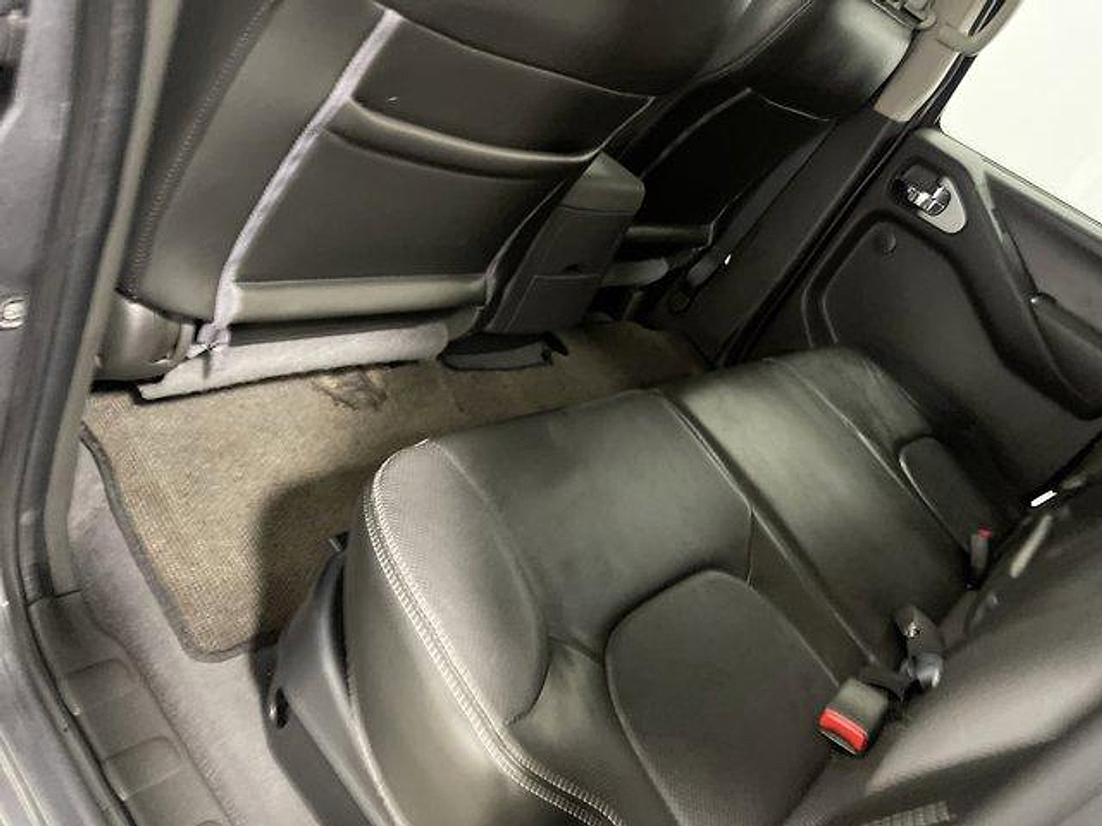 Used 2021 Nissan Frontier PRO-4X w/ Pro-4x Utility Package AWD/4WD image 12