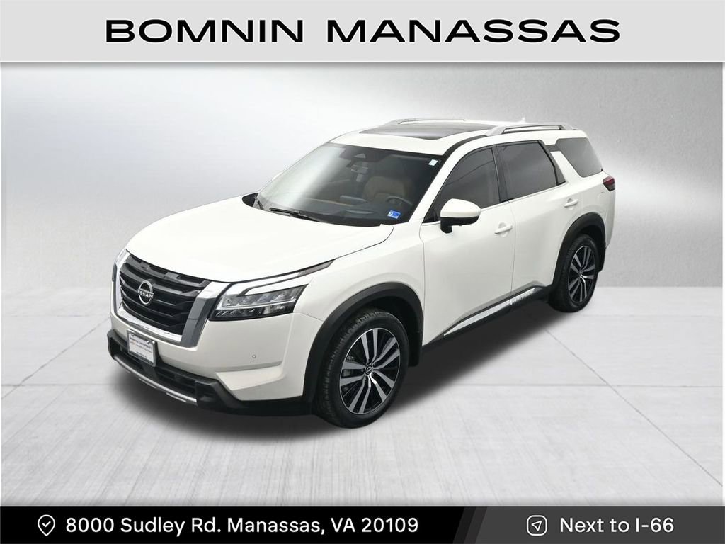 Used 2024 Nissan Pathfinder Platinum image 21