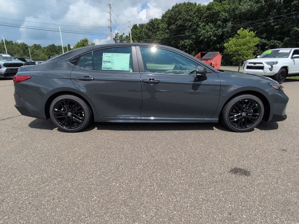 Certified 2026 Toyota Camry SE w/ Convenience Package FWD image 8