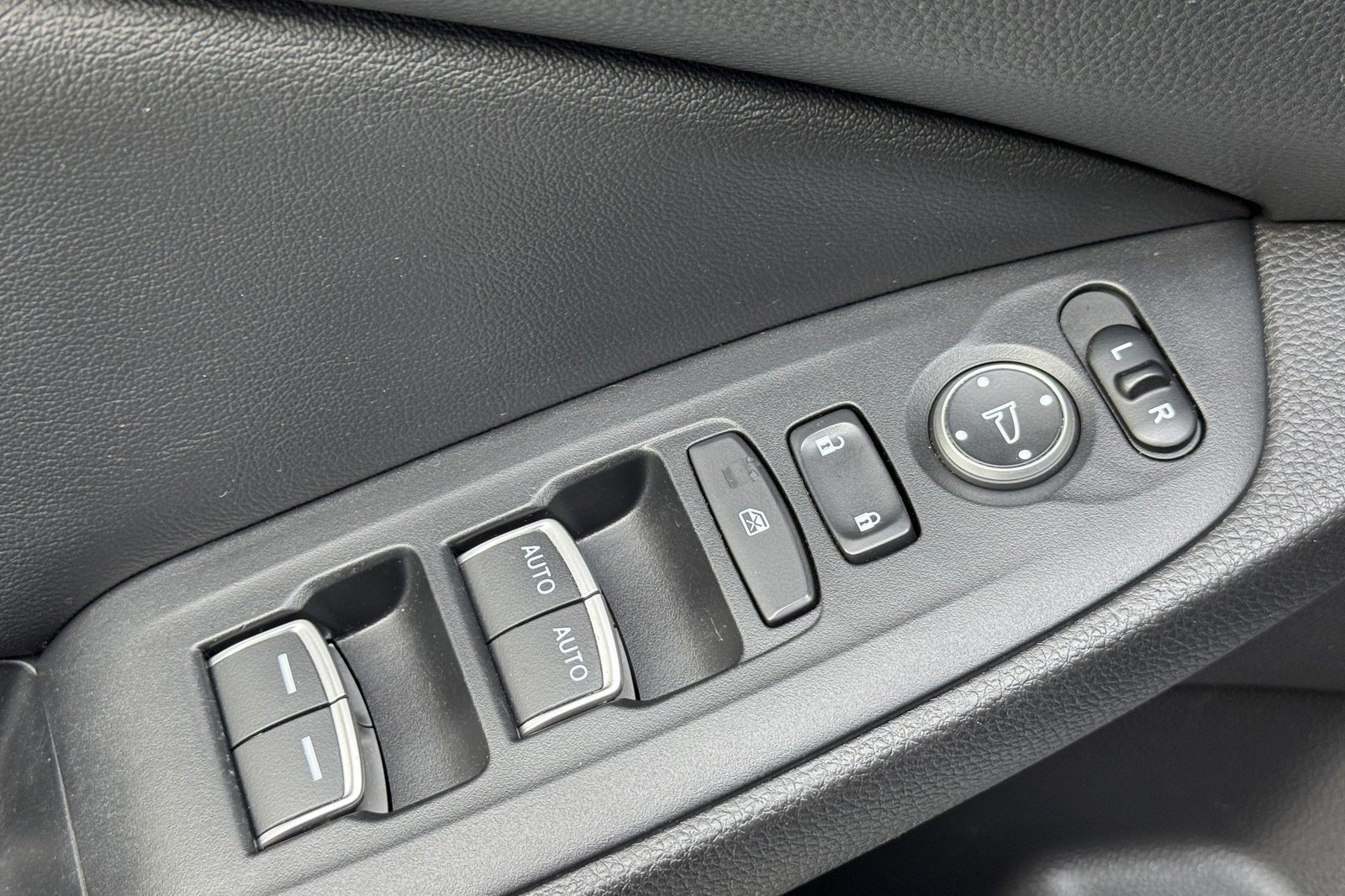 Used 2021 Honda Accord LX image 13