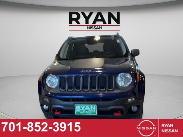 Used 2016 Jeep Renegade Trailhawk w/ Premium Trailhawk Package image 8
