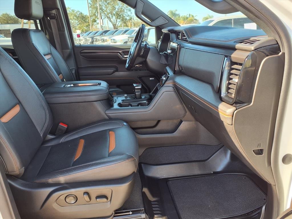 Used 2022 GMC Sierra 1500 AT4 w/ Sierra Safety Plus Package image 13