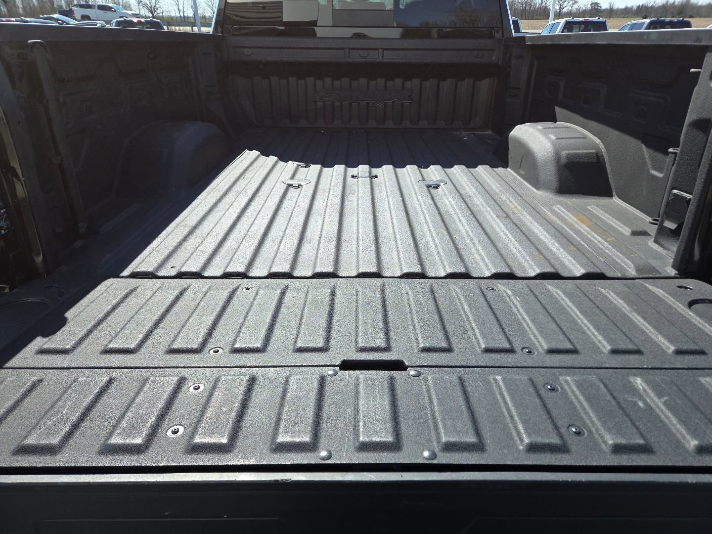 Used 2024 GMC Sierra 2500 AT4X w/ AT4X AEV Edition image 18