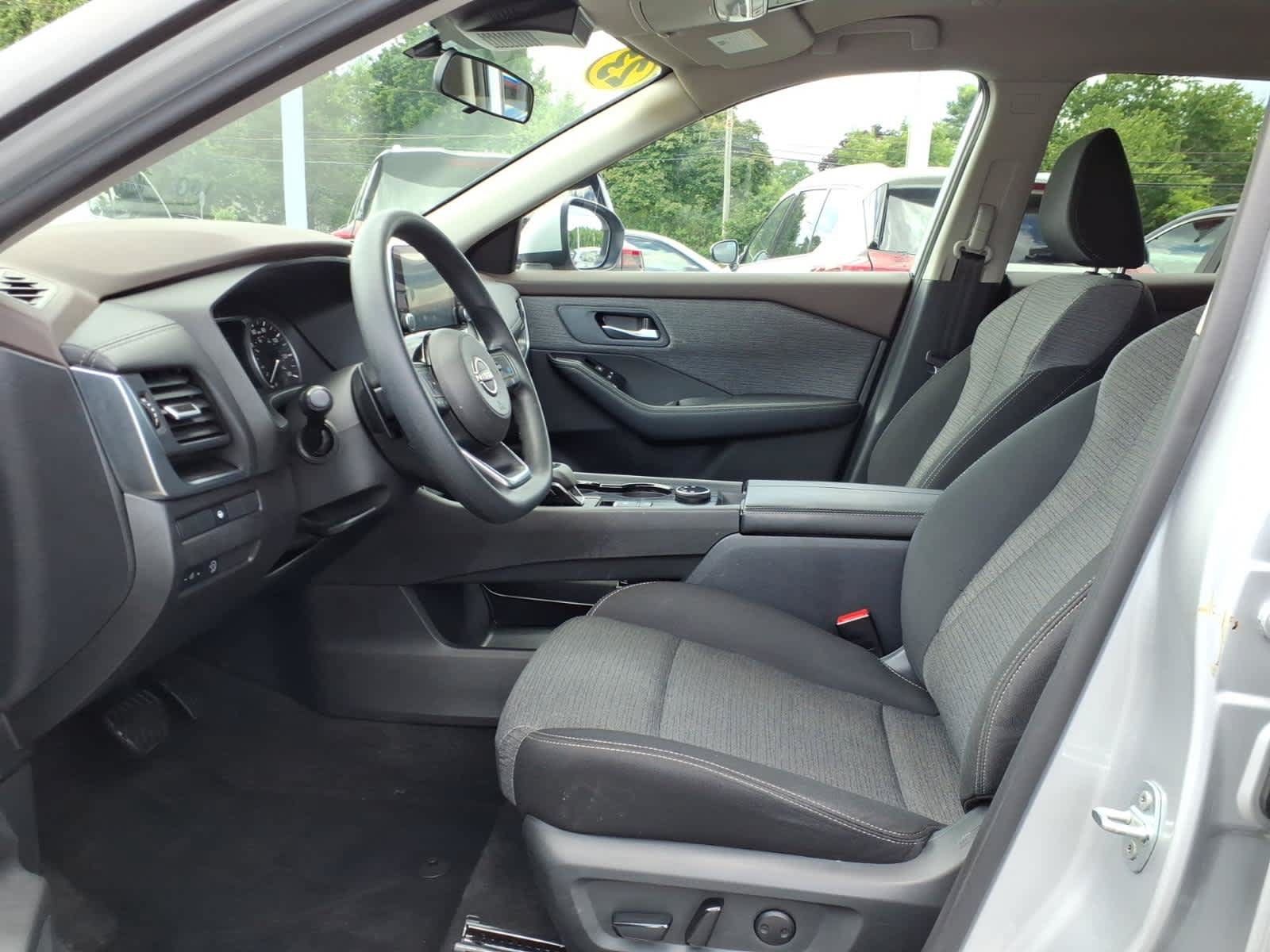 Certified 2023 Nissan Rogue SV AWD/4WD image 11