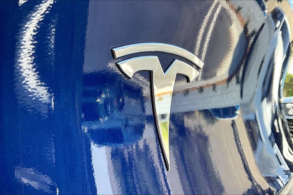 Used 2023 Tesla Model Y Long Range image 11