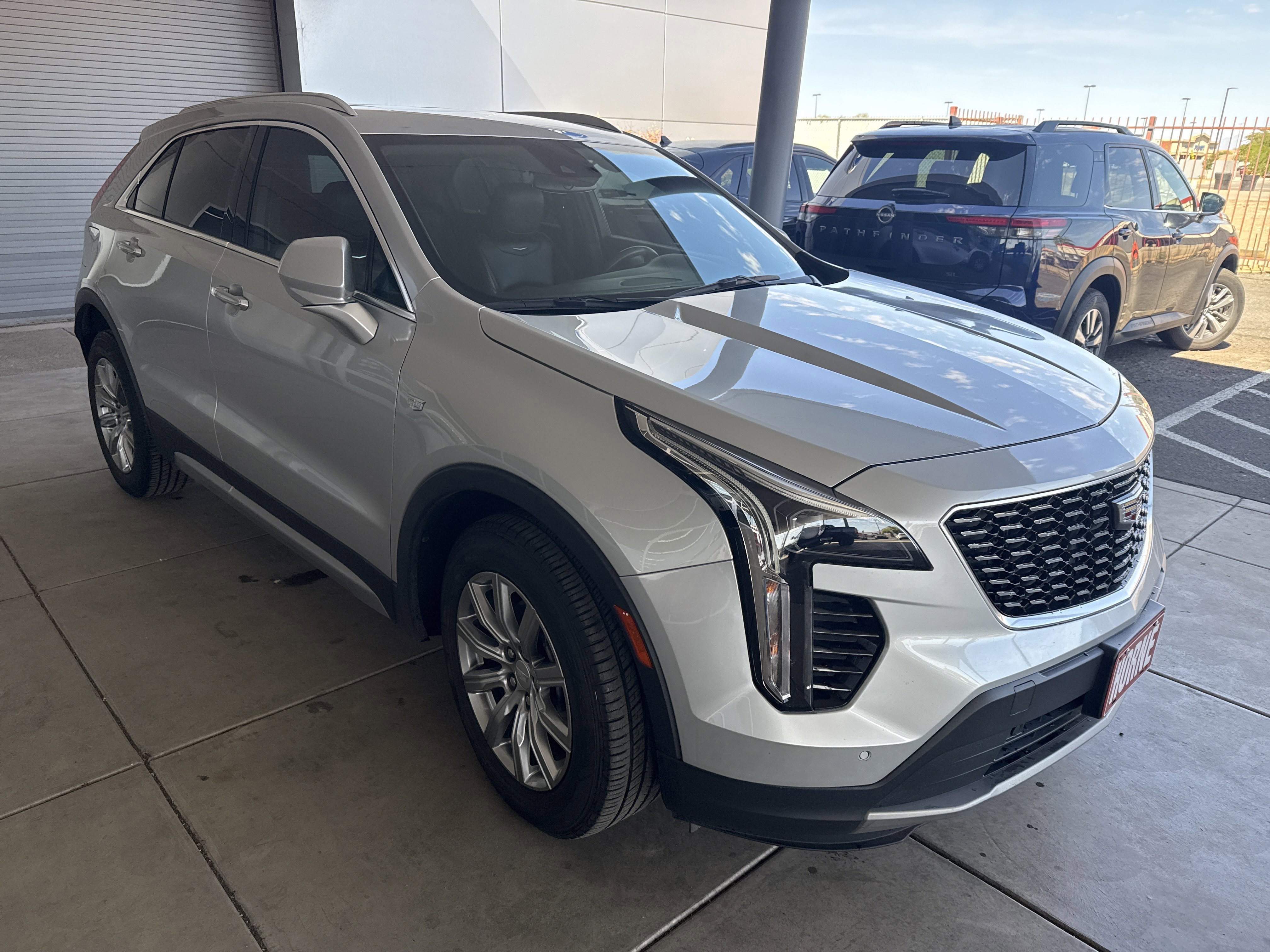 Used 2020 Cadillac XT4 Premium Luxury AWD/4WD image 3