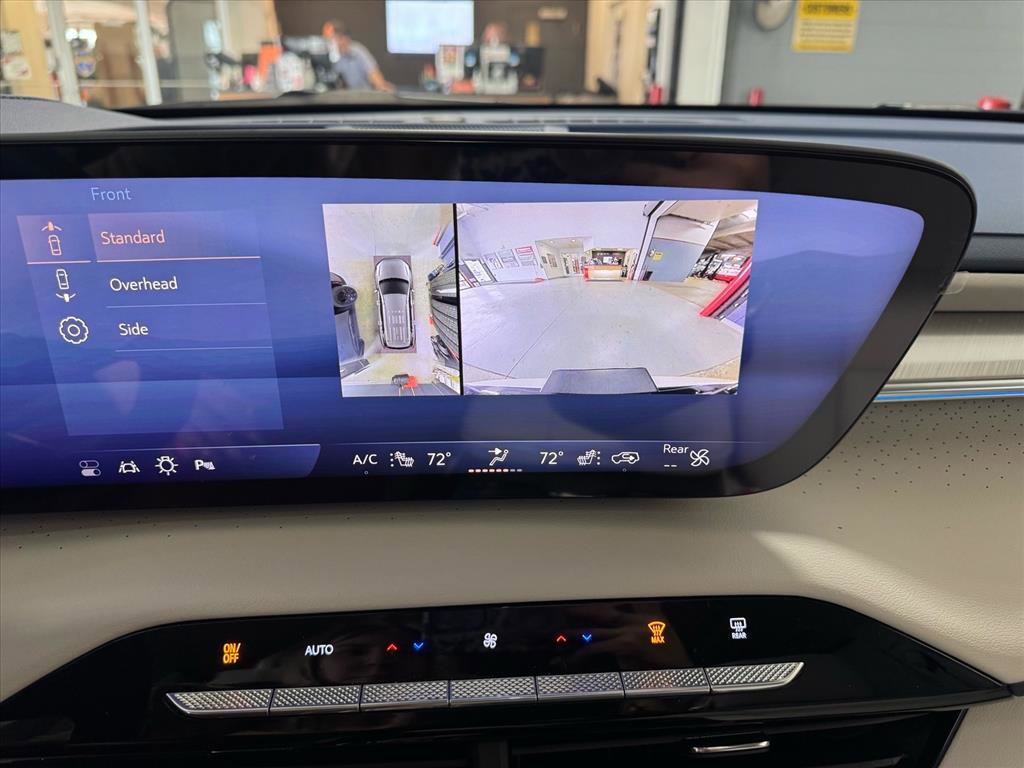 Certified 2025 Buick Enclave Avenir w/ Super Cruise Package image 24