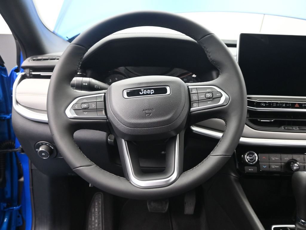 New 2026 Jeep Compass Limited image 27