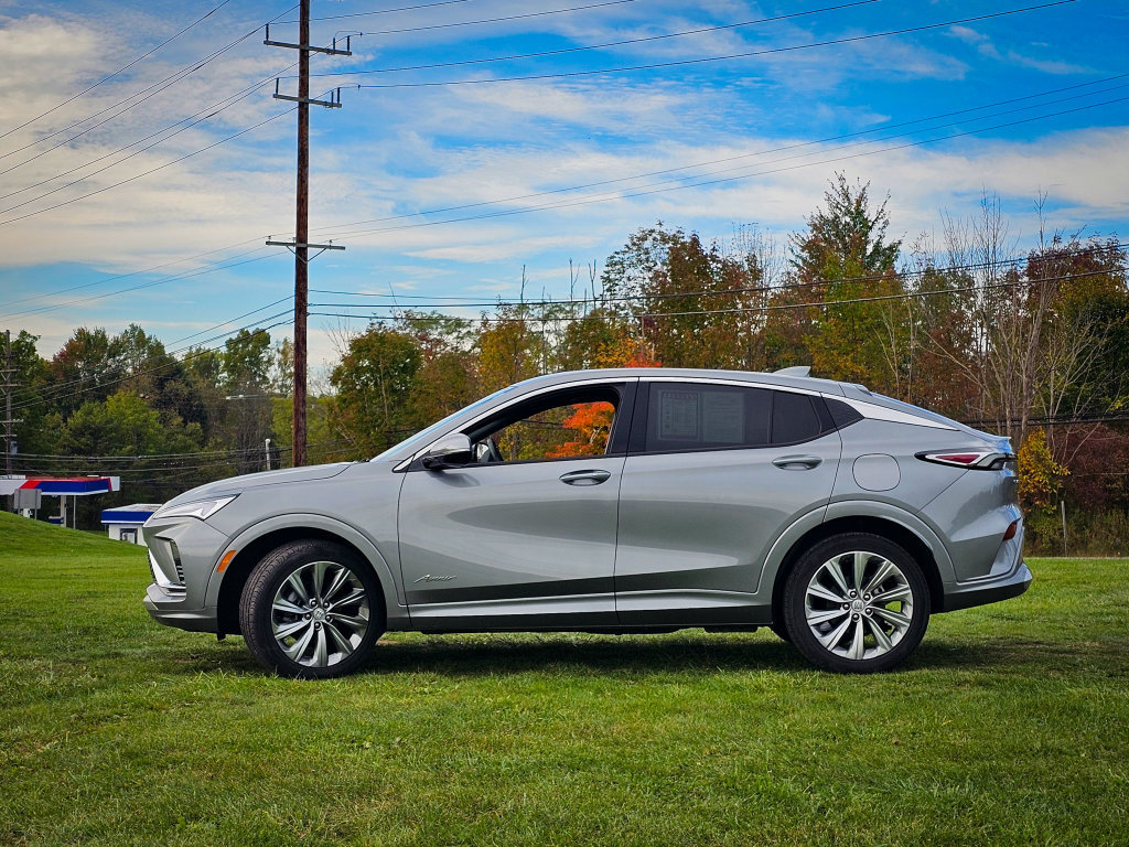 Used 2025 Buick Envista Avenir FWD image 7