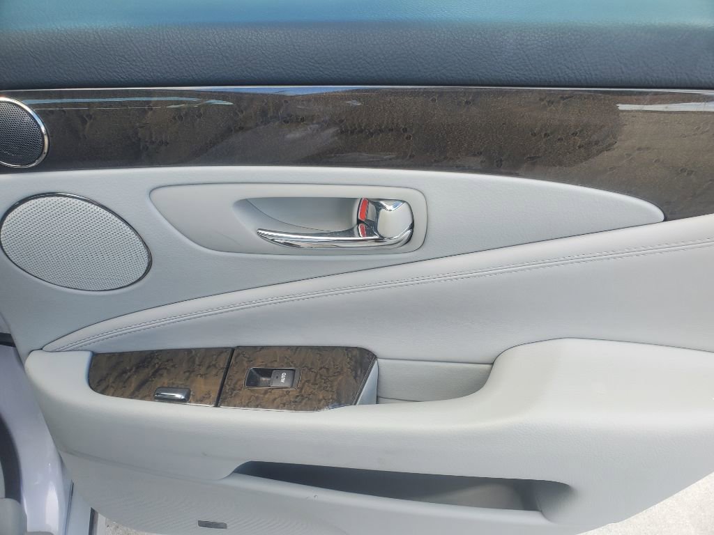 Used 2008 Lexus LS 460 Base image 35