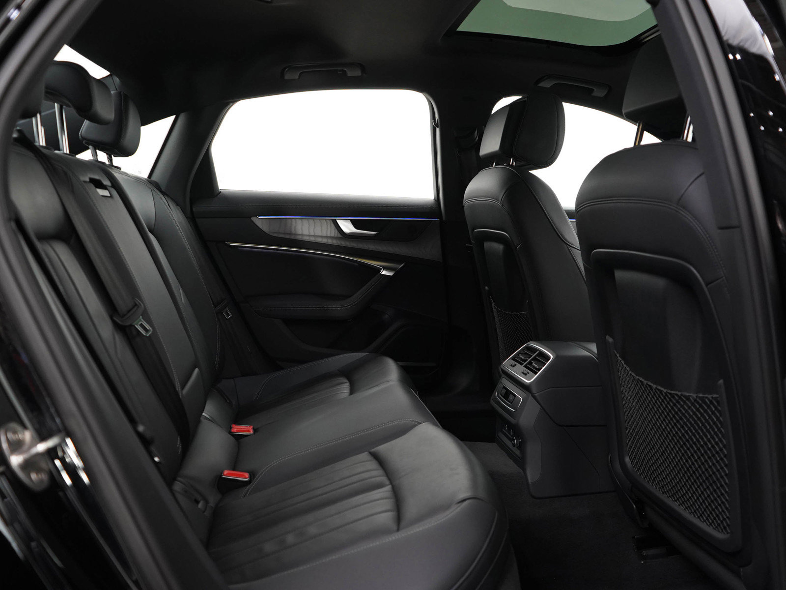 Used 2024 Audi A6 Premium Plus image 11