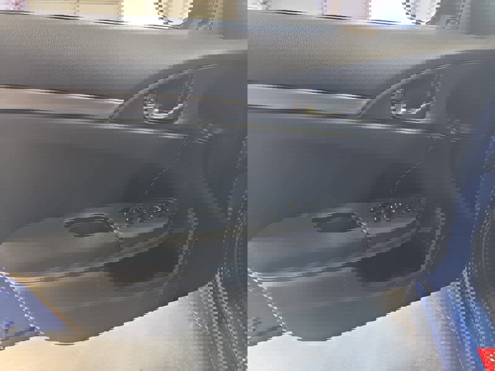 Used 2018 Honda Civic Sport image 18