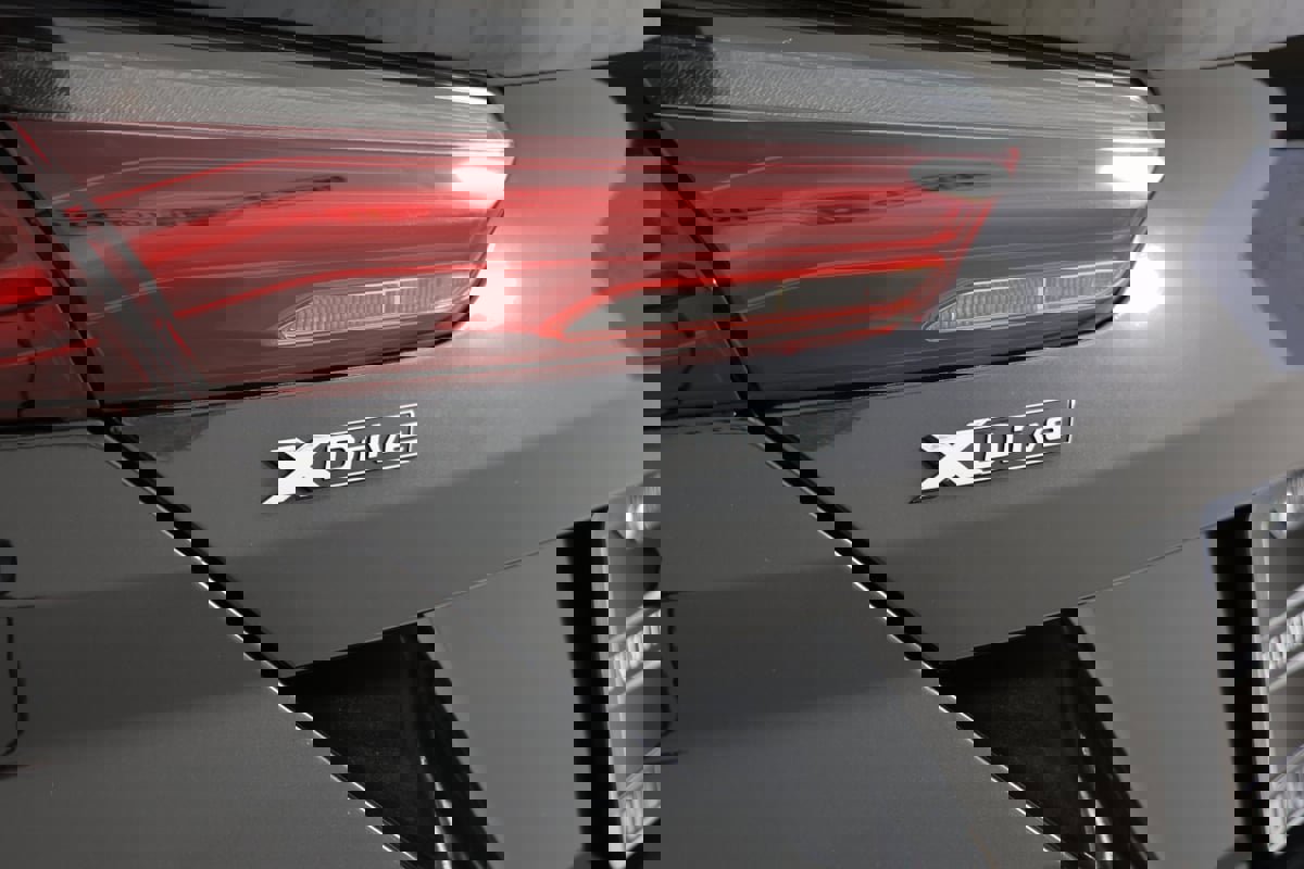 Used 2024 BMW M850i Gran Coupe xDrive w/ M Carbon Exterior Package image 46