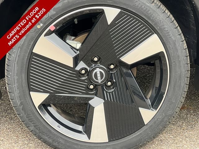 New 2026 Nissan Kicks SR w/ Cold Weather Package AWD/4WD image 6