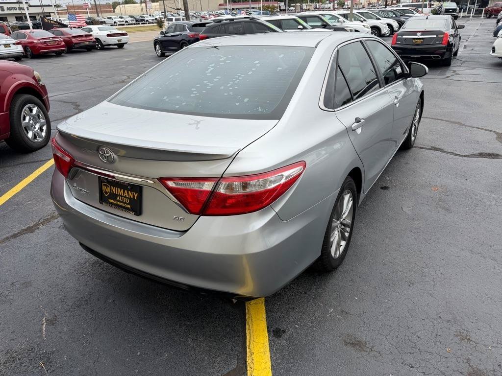 Used 2017 Toyota Camry SE FWD image 5
