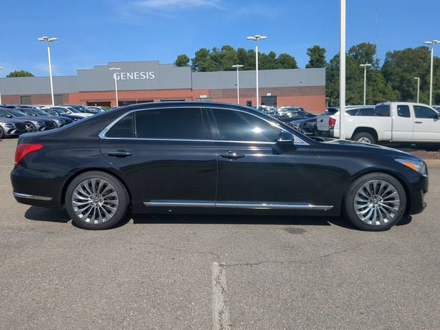 Used 2019 Genesis G90 3.3T Premium RWD image 3