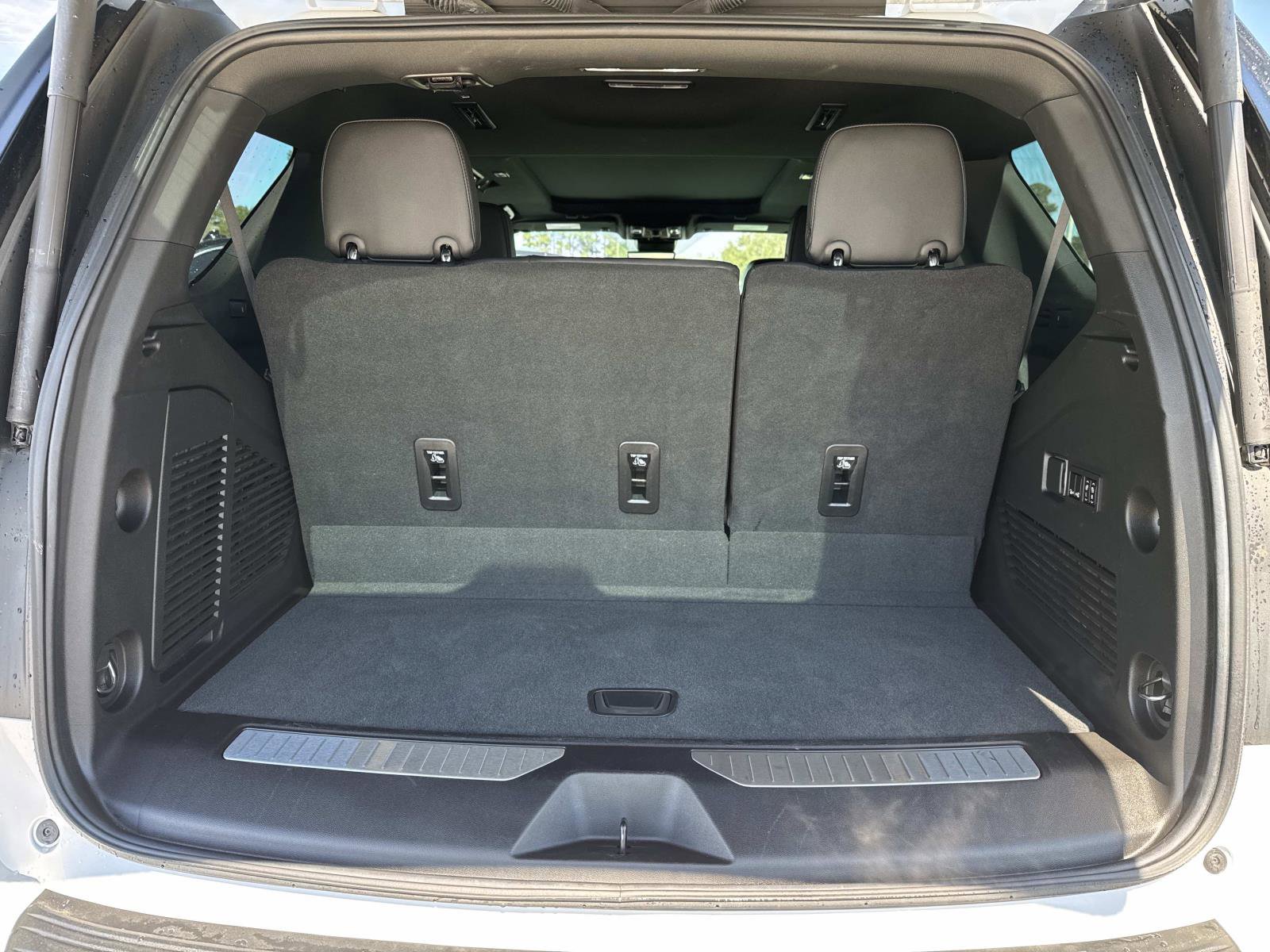 Certified 2023 Chevrolet Tahoe High Country image 13