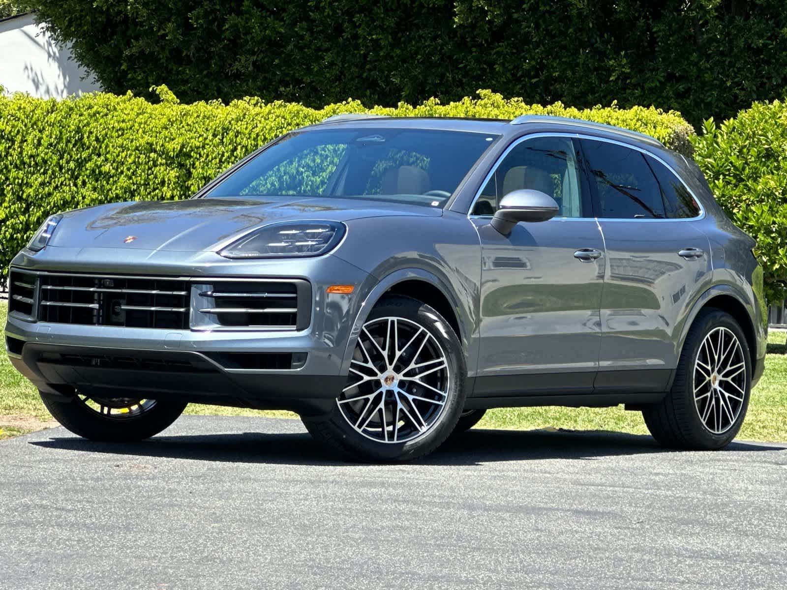 New 2026 Porsche Cayenne AWD/4WD video 1