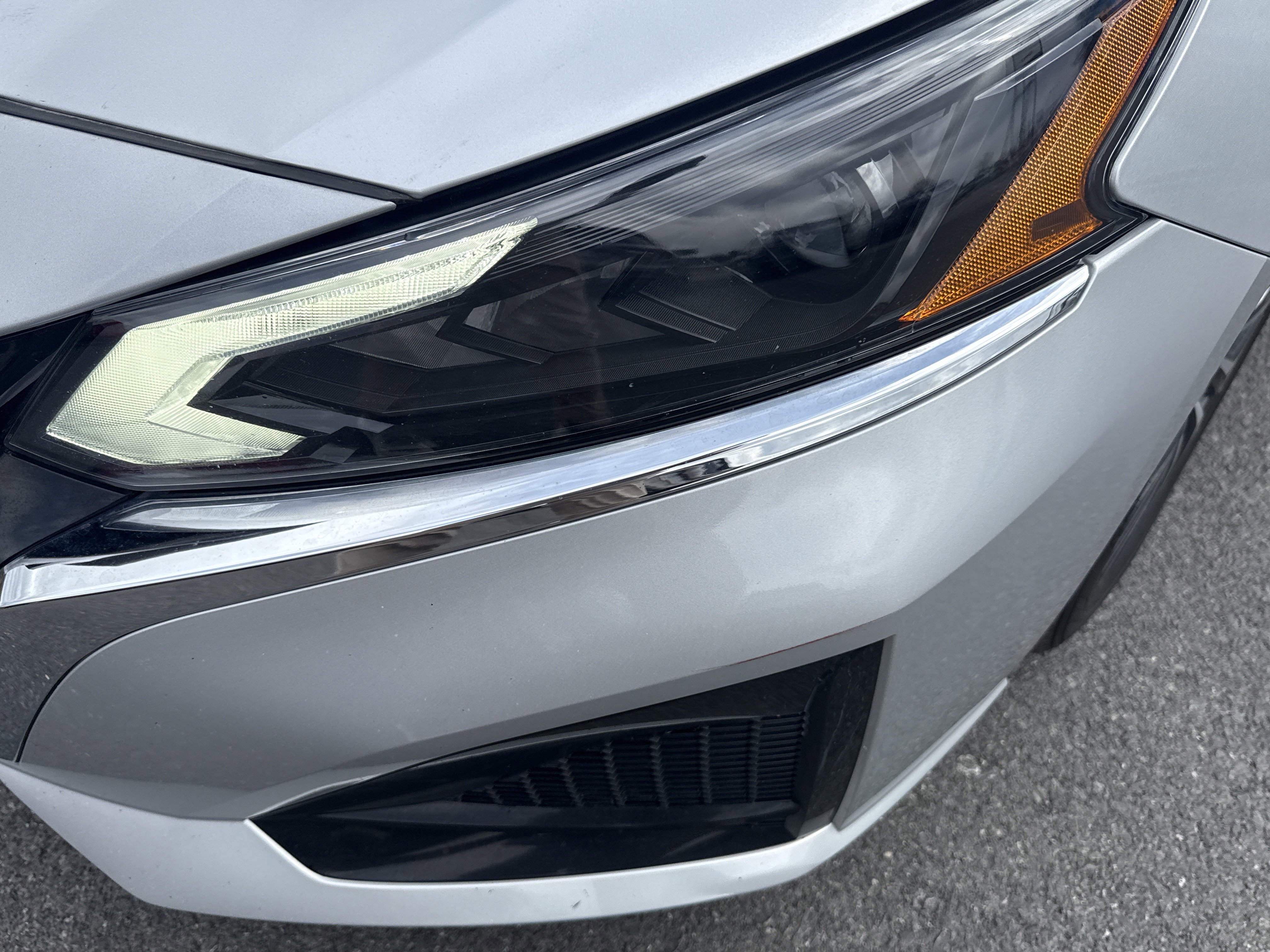 Used 2023 Nissan Altima 2.5 SV FWD image 9