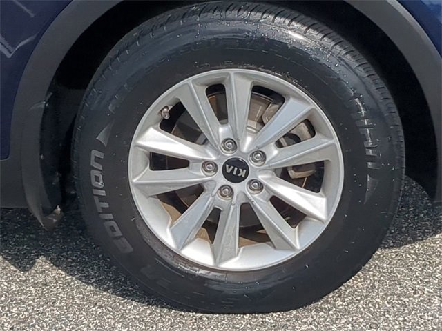 Used 2020 Kia Sorento LX w/ LX I4 Convenience Package image 11