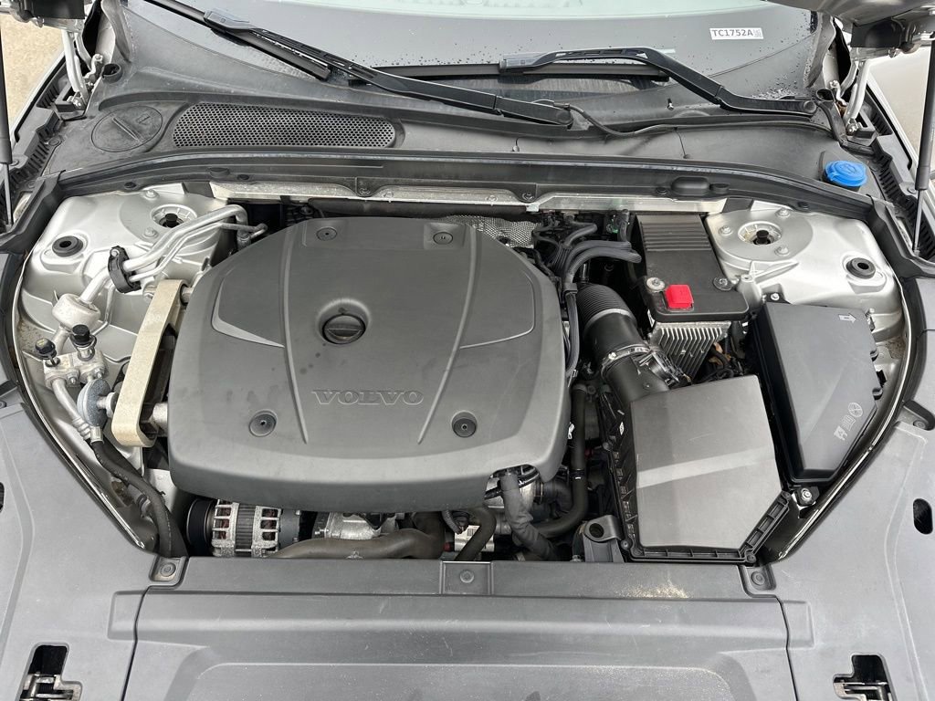 Used 2018 Volvo V90 T5 Cross Country w/ Convenience Package image 28