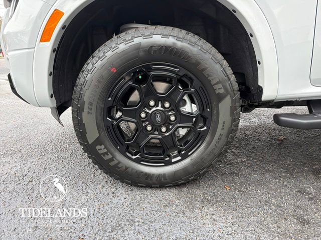 New 2026 Ford Ranger Lariat w/ Black Appearance Package image 29