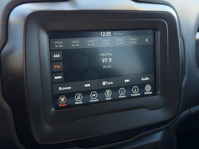 Certified 2021 Jeep Renegade Latitude image 25