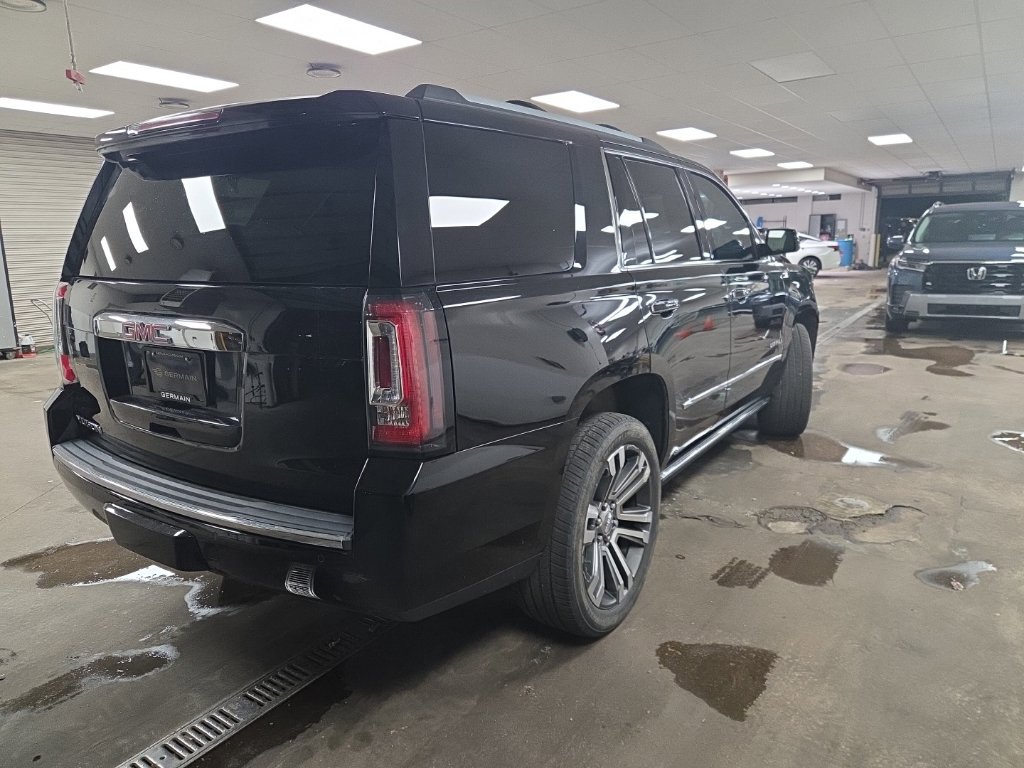 Used 2017 GMC Yukon Denali w/ Open Road Package AWD/4WD image 8