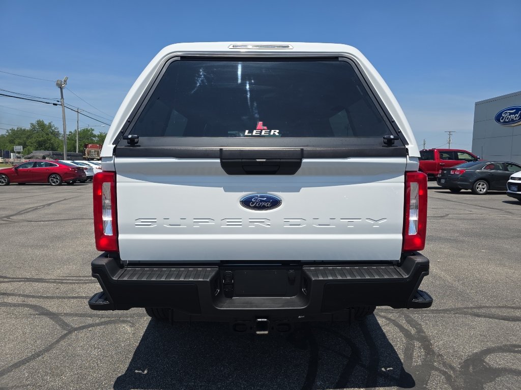 Used 2025 Ford F250 XL AWD/4WD image 7